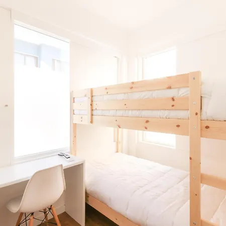 Konukevi Concept - Paranhos 3*