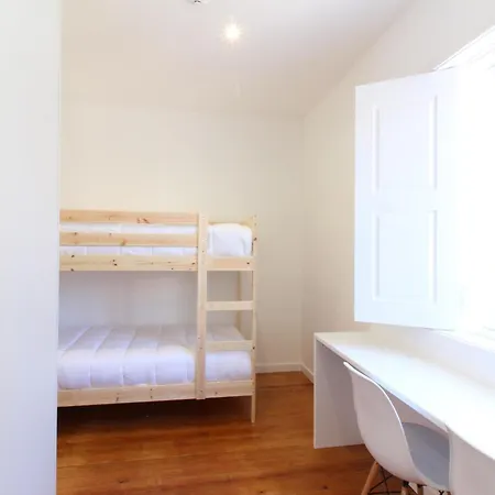 Casa de hóspedes Concept - Paranhos 3*