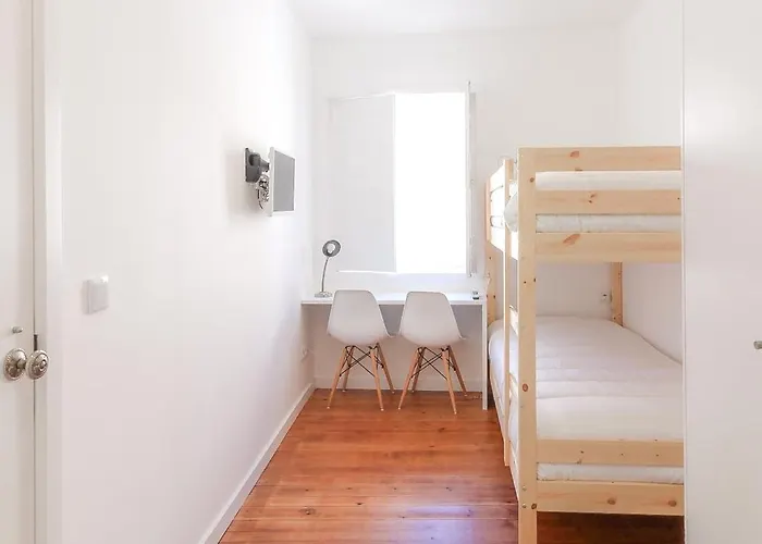 Casa de hóspedes Concept - Paranhos 3*