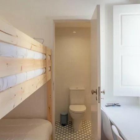 Concept - Paranhos بيت ضيافة 3*